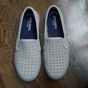 Sperry  slip-on